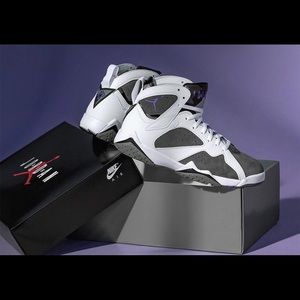 Brand new Jordan’s in box need extra cash so selling a few